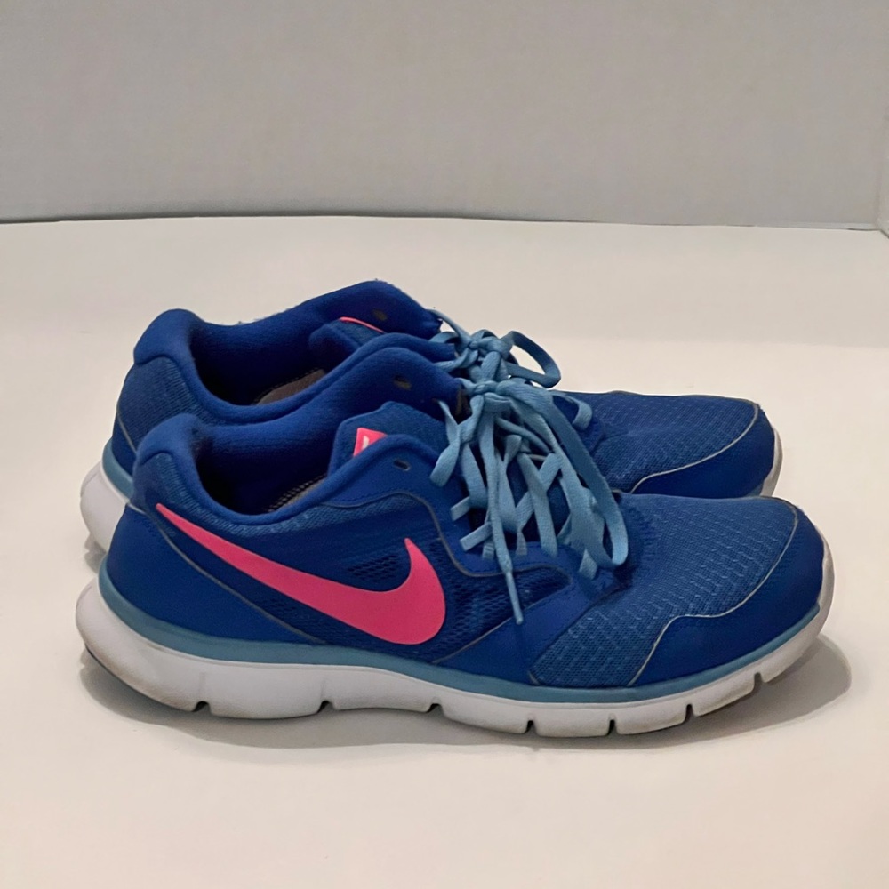 Nike Flex Experience Shoes For Women
